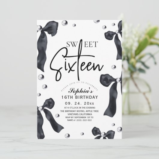 Invitation Sweet 16 Modern Stylish Black Bow Birthday Party (Debout devant)