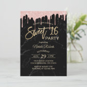 Invitation Sweet 16 Rose moderne gouttes d'or Marbre noir (Debout devant)