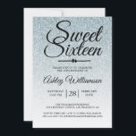 Invitation Sweet 16 Silver Parties scintillant Ombre 16e anni<br><div class="desc">Une parties scintillant argentée glamour et moderne à l'ombre design Sweet 16 anniversaire d'invitation présente le texte "Sweet sixteen" en noir chic manuscrit calligraphie. Parfait invitation à la fête du 16ème anniversaire pour un Sweet sixteen glamour, parfait pour elle, la fashionista qui aime motif moderne, étincelant, luxe et glamour. Conçu...</div>