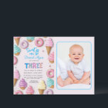 Invitation Sweet As Can Be Boy fête son 3ème anniversaire<br><div class="desc">Une scène à la douceur fantaisie se déroule sur cette arrière - plan d'invitation à la fête d'anniversaire, avec des cônes de crème glacée aux couleurs pastel et des beignets. Une délicieuse gamme de gâteries dans les teintes douces invitations le spectateur pour se livrer à des délices sucrés. Cette invitation...</div>
