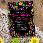 Invitation Sweet sixteen Black Mexicaine Fiesta Folk Art Flor<br><div class="desc">Jolie Fleurs Sweet 16 Invitation pour la célébration du 16e anniversaire de votre fille. Ce thème floral présente des fleurs d'art populaire colorées en rouge, rose, violet et jaune sur un arrière - plan noir. Le dos de la carte est orné d'un bouquet floral fait de fleurs de fêtes mexicaines....</div>