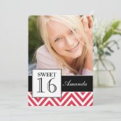 INVITATION SWEET SIXTEEN PARTY RED CHEVRON (Debout devant)