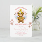 Invitation Sweet To Bee Pink Honey Bear 1er anniversaire (Debout devant)