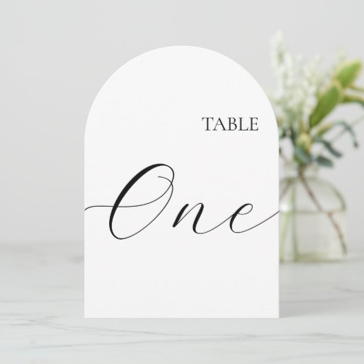 Invitation Table Number One Card (Debout devant)
