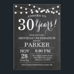 Invitation Tableau de bord de l'invitation du 30e anniversair<br><div class="desc">Arrière - plan de tableau de bord de l'invitation du 30e anniversaire avec des lampes à cordes. Noir et Blanc. 13e 15e 16e 18e 20e 21e 30e 40e 50e 60e 70e 80e 90e 100e, n'importe quel âge. Anniversaire adulte. Fête d'anniversaire de femme ou d'homme. Pour plus de personnalisation, cliquez sur...</div>