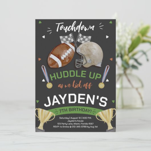 Invitation Tâchez-Vous Alors Que Nous Commençons Le Football (Debout devant)