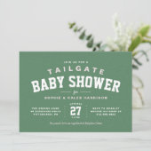 Invitation Tailgate baby shower amusant de football rose clai (Debout devant)