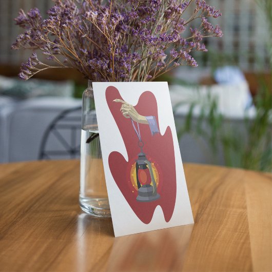 Invitation Tenant Une Lanterne