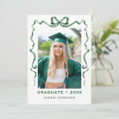 Invitation Tendance Bow Ribbon 2 PHOTO Graduation Party I (Debout devant)