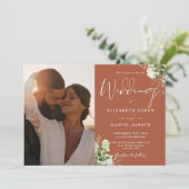 Invitation Terracotta Green Floral QR Code Mariage photo (Debout devant)