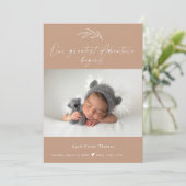 Invitation Terracotta Photo Baby Announcement Card (Debout devant)