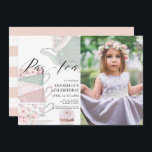 Invitation Thé Par Thé Floral Teapot rose Anniversaire Photo<br><div class="desc">Cette mignonne invitation à la fête du thé d'anniversaire présente un arrière - plan blanc avec une théière et des tasses à thé avec des fleurs. L'envers est orné d'un arrière - plan blanc aux rayures roses rousses. Personnalisez-le selon vos besoins. Vous pouvez trouver des produits correspondants dans mon magasin....</div>