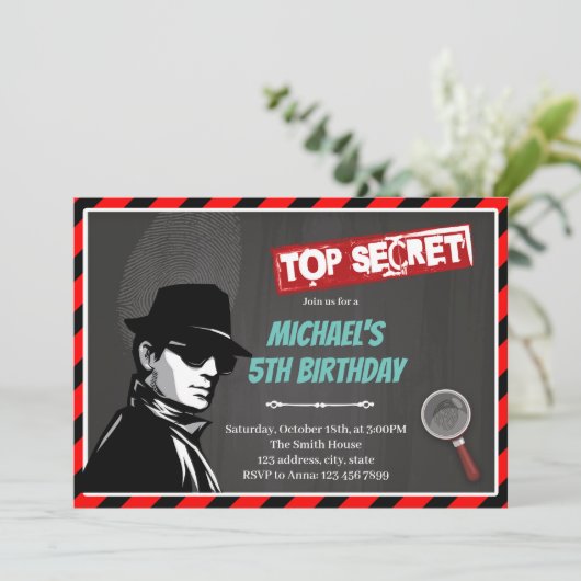 Invitation thème anniversaire agent secret (Debout devant)