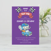 Invitation Thème d'anniversaire pour enfants de course automo (Debout devant)