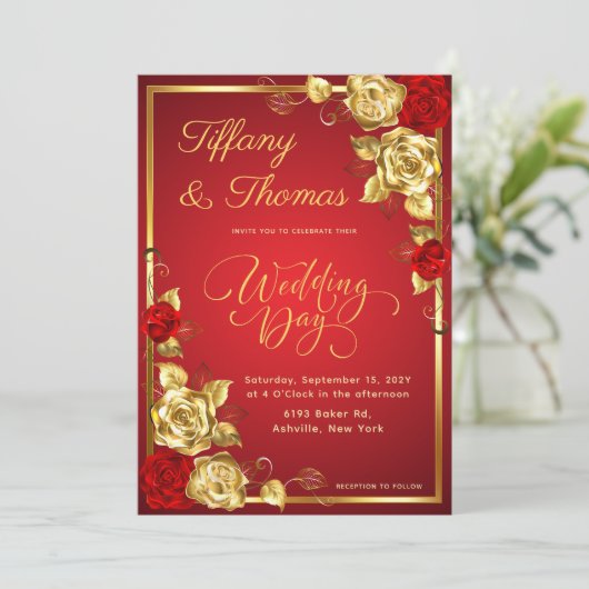 Invitation Thème rose Floral Rouge Et Mariage Or (Debout devant)