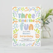 Invitation Three Times The Fun Confetti Balloon 3rd Birthday  (Debout devant)