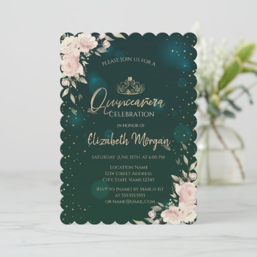 Invitation Tiara d'or, Fleurs de Boho Quinceañera verte (Debout devant)