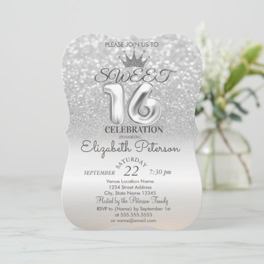 Invitation Tiara, Silver Sweet 16 Parties scintillant Bokeh O (Debout devant)