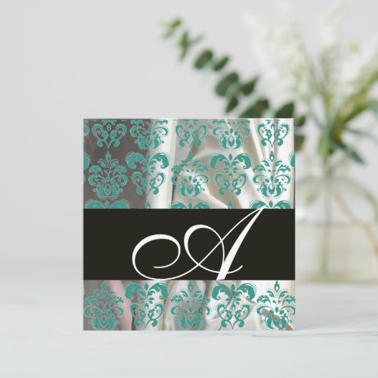 INVITATION TISSU DAMASSÉ EN SOIE NOIR BLEU BLANC MONOGRAMME (Debout devant)