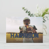 Invitation Titre gras athlète diplômée photo marine bleu gris (Debout devant)