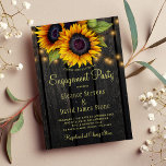 Invitation Tournesol d'or rustique fiançailles de bois de gra<br><div class="desc">Mariage campagnard rustique fiançailles élégante modèle d'invitation sur bois de grange brun foncé arrière - plan avec de grands bouquets de tournesols d'or jaune, cordes de lumières scintillantes et un script de typographie en faux or. Facile à personnaliser avec vos détails ! Vous pouvez choisir de le customiser en changeant...</div>