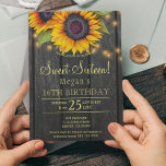 Invitation Tournesol or pays grange bois sweet sixteen<br><div class="desc">Sweet sixteen rustique de pays élégante invitation modèle sur bois de grange brun foncé arrière - plan avec de grands bouquets de tournesols d'or jaune, cordes de lumières scintillantes et un script de typographie faux or. Facile à personnaliser avec vos détails ! Vous pouvez choisir de le customiser en changeant...</div>