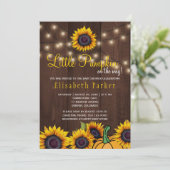 Invitation Tournesols citrouille Bois de grange rustique Baby (Debout devant)