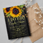 Invitation Tournesols or pays grange bois couples douche<br><div class="desc">Un pays rustique I DO BBQ couple douche élégante invitation modèle sur bois de grange brun foncé arrière - plan avec de grands bouquets de tournesols jaunes, cordes de lumières scintillantes et un script de typographie en faux or. Facile à personnaliser avec vos détails ! Vous pouvez choisir de le...</div>