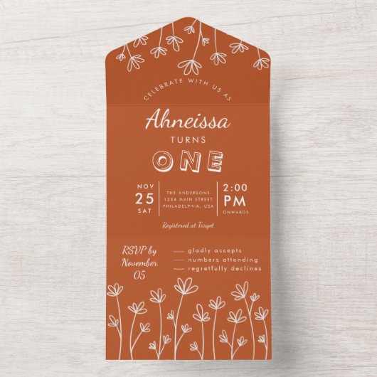Invitation Tout En Un Boho moderne Fleur sauvage Terracotta Premier Anni (À l'intérieur)