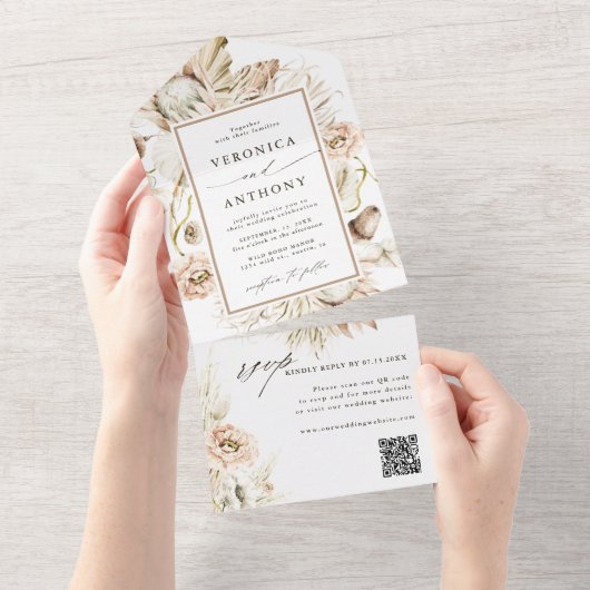 Invitation Tout En Un Boho Protea Pampas Grass Mariage QR Code (Déchirure)