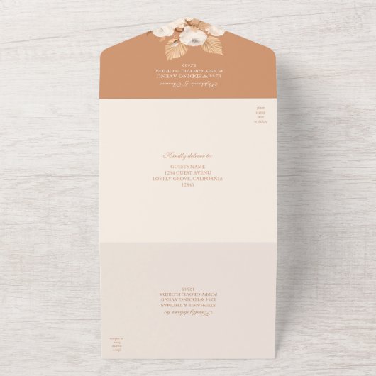 Invitation Tout En Un Boho Terracotta Peonies Tous en un mariage Inviter (Dehors)