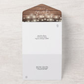 Invitation Tout En Un Bois rustique Lumières Monogramme Mariage photo (Dehors)
