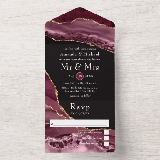 Invitation Tout En Un Bourgogne et Gold Agate Mariage en pierre (À l'intérieur)