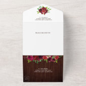 Invitation Tout En Un Bourgogne Rouge Floral Mason Jar Mariage en bois r (Dehors)