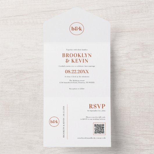 Invitation Tout En Un Budget Minimal Terracotta Rust QR Code + RSVP (À l'intérieur)