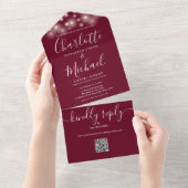Invitation Tout En Un Burgundy String Lights QR Code Monogram Mariage (Déchirure)