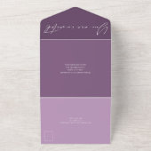 Invitation Tout En Un Calligraphie moderne Purple Plum Mariage (Dehors)