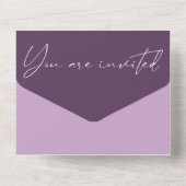 Invitation Tout En Un Calligraphie moderne Purple Plum Mariage (Verso)