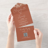 Invitation Tout En Un Chaîne Lights QR Code Mariage Terracotta (Déchirure)