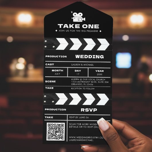 Invitation Tout En Un Code QR Clapboard de Cinéma Mariage