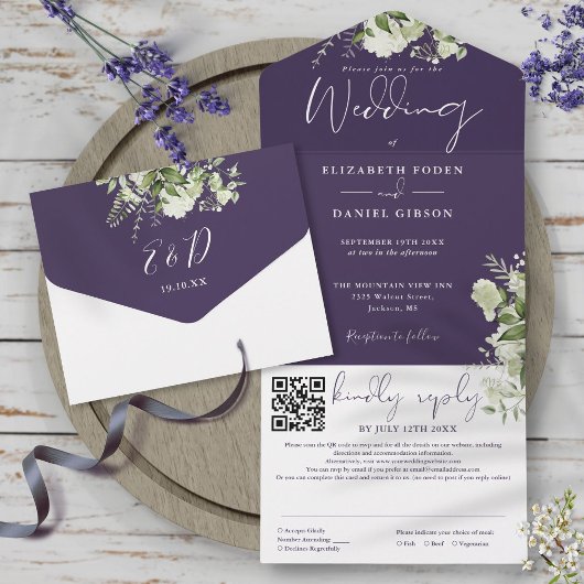 Invitation Tout En Un Code QR de monogramme de mariage Purple Greenery