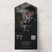 Invitation Tout En Un Code QR noir et blanc rsvp photo mariage moderne (À l'intérieur)
