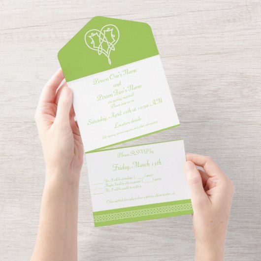 Invitation Tout En Un Coeurs de tissage celtique dans Peridot (Déchirure)