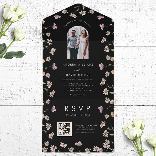 Invitation Tout En Un Crème foncée Fleurs sauvages Arc photo QR Code Mar