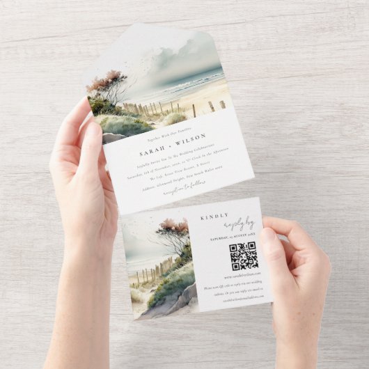 Invitation Tout En Un Dusky Coastal Sand Beach Seascape Mariage QR Code (Déchirure)