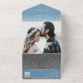 Invitation Tout En Un Dusty Blue Calligraphy Mariage (Dehors)