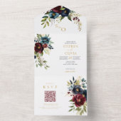 Invitation Tout En Un Élégant bourgogne fleurit QR RSVP mariage (À l'intérieur)