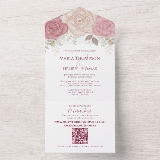 Invitation Tout En Un Elégant code QR Rose d'aquarelle bordeaux (À l'intérieur)