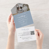 Invitation Tout En Un Elégant Dusty Blue Monogram QR Code Mariage photo (Déchirure)