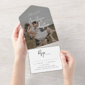 Invitation Tout En Un Élégant Mariage photo RSVP en noir et blanc (Déchirure)